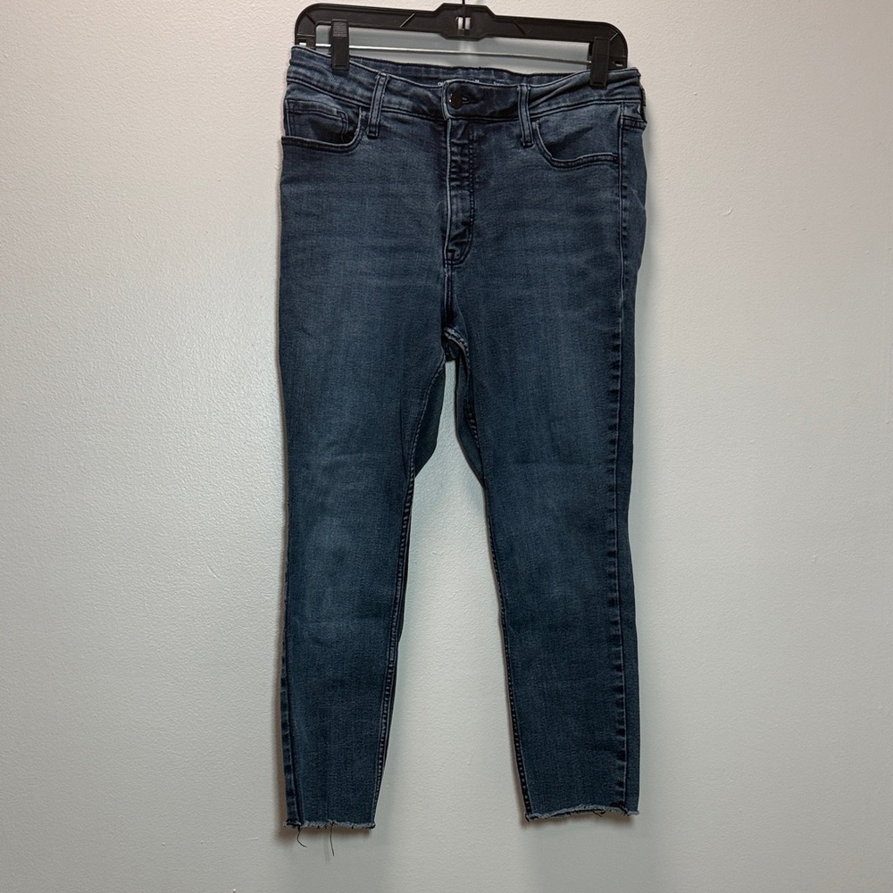 Old Navy Women's Denim Skinny Jeans - Rockstar Skinny - Frayed Hem / Raw Hem